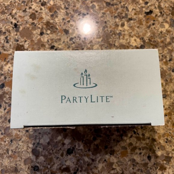 PARTYLITE 4 PIECE SCENT MELTS AROMA WAX FRAGRANCE MELTS - Picture 4 of 4